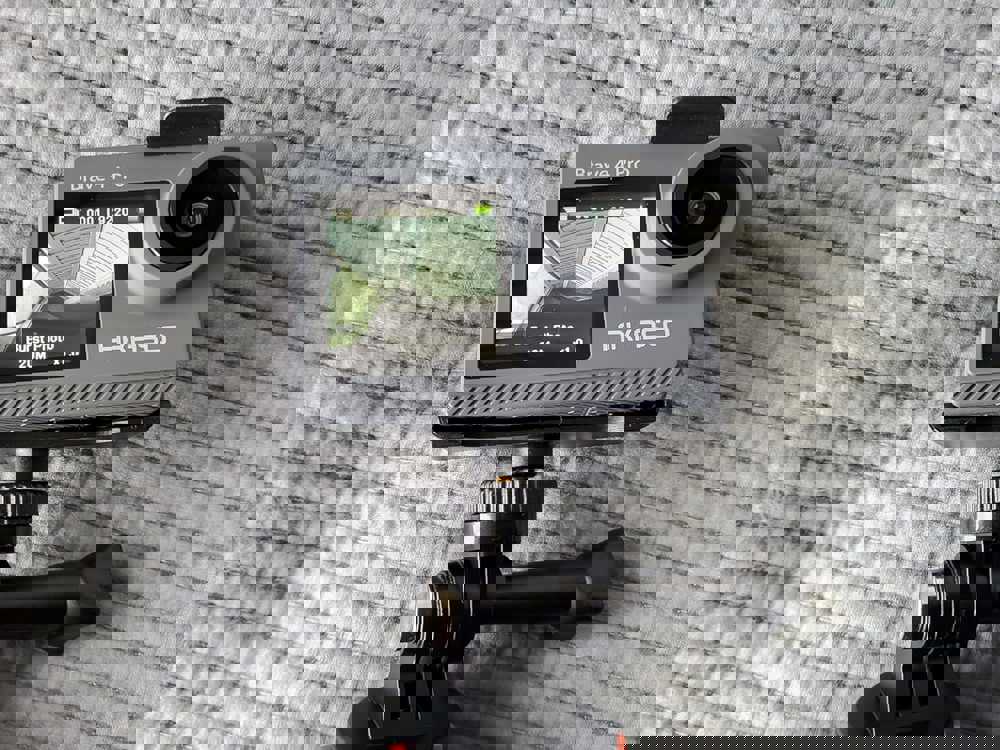 428051